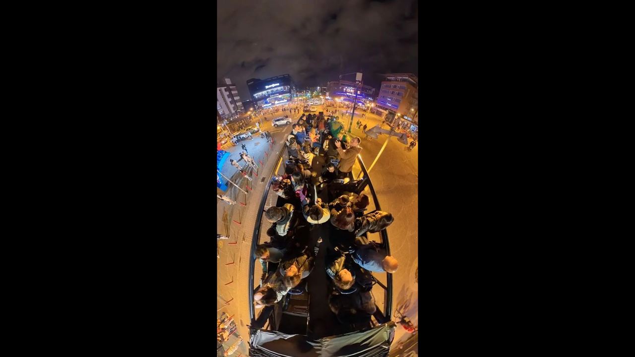 Quito Bei Nacht: Panorama-bus- Und Spaziergangstour Durch Das Historische Zentrum foto 2