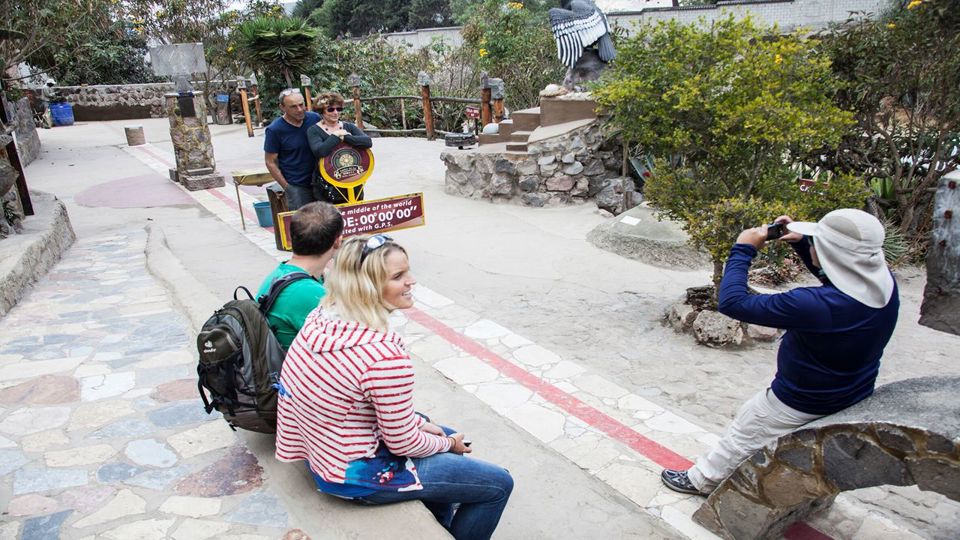 Tour A La Mitad Del Mundo foto 5