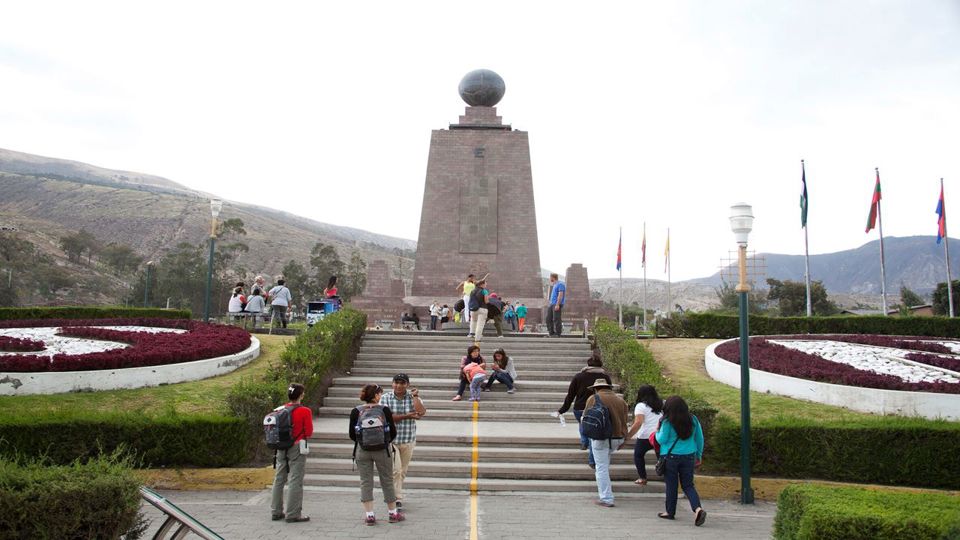 Tour A La Mitad Del Mundo foto 3